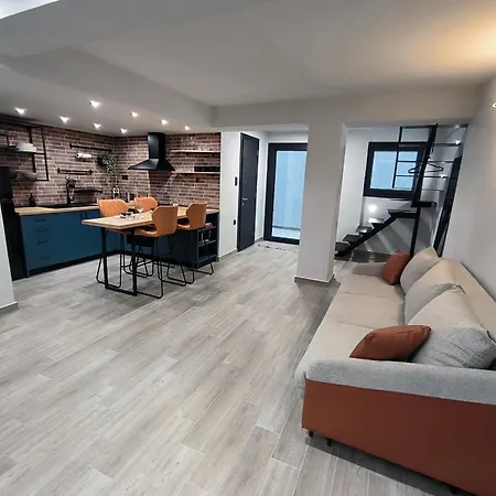 Zoe Loft Kavala