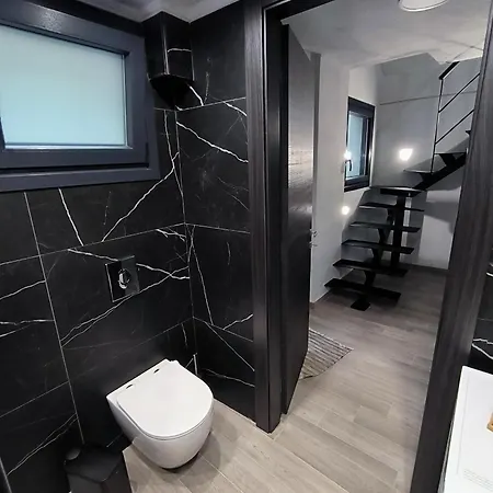 Zoe Loft