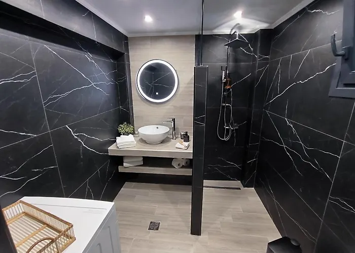 Zoe Loft